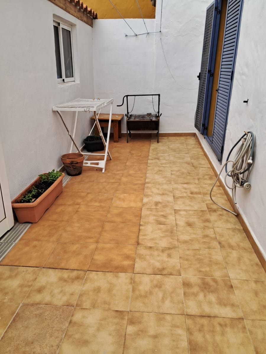 4 bedroom Terraced Villa for sale in Caleta de Fuste with pool - € 269,000 (Ref: 9632631)