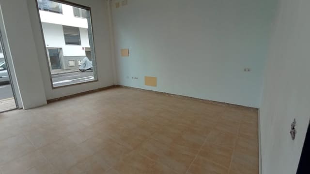 Loja para venda em Puerto del Rosario - 135 000 € (Ref: 9635040)