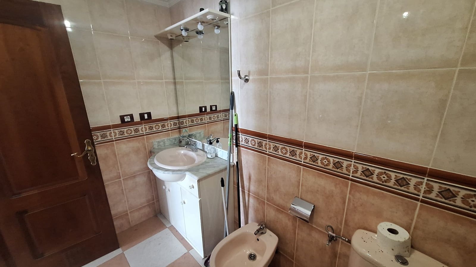 8 Zimmer Wohnung zu verkaufen in Puerto del Rosario mit Garage - 490.000 € (Ref: 9699928)