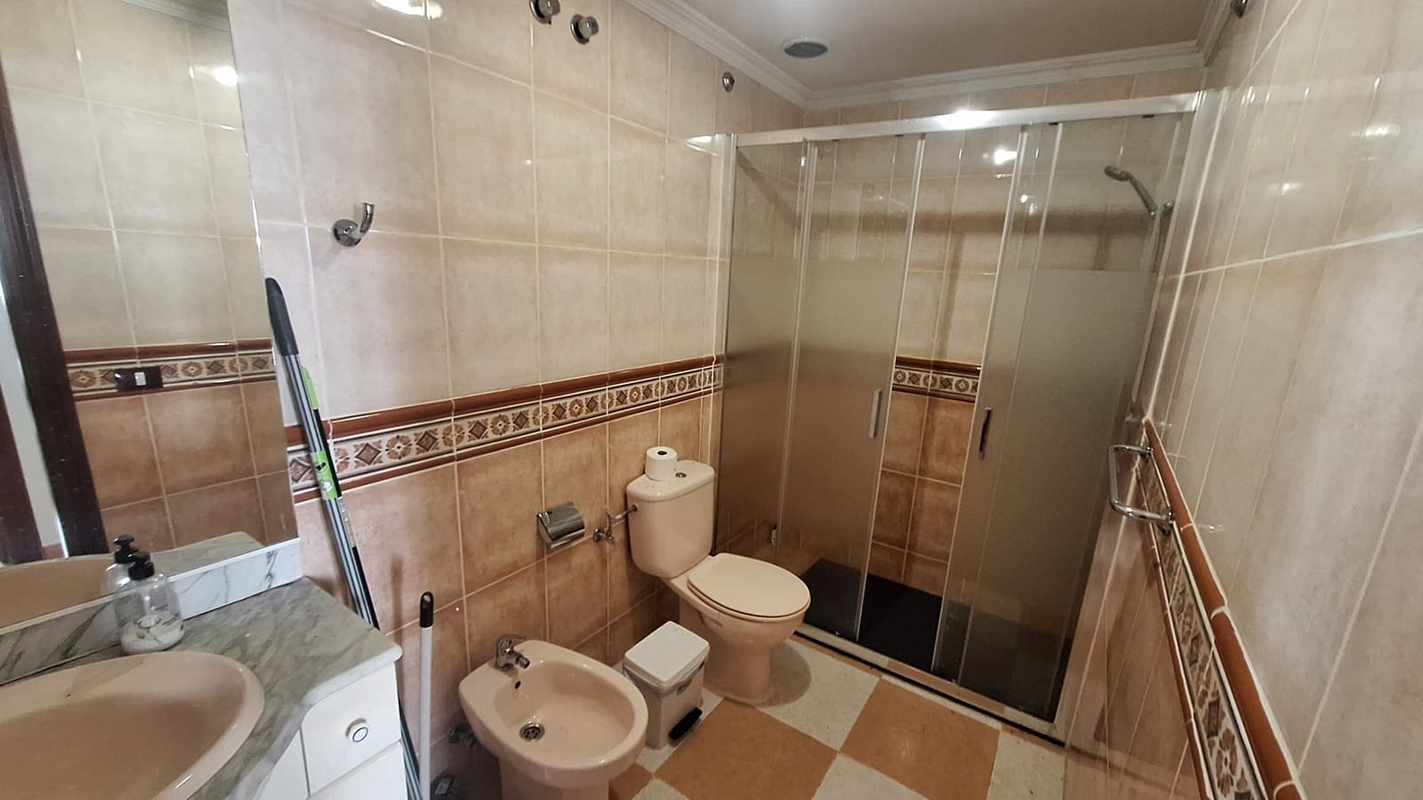 8 Zimmer Wohnung zu verkaufen in Puerto del Rosario mit Garage - 490.000 € (Ref: 9699928)