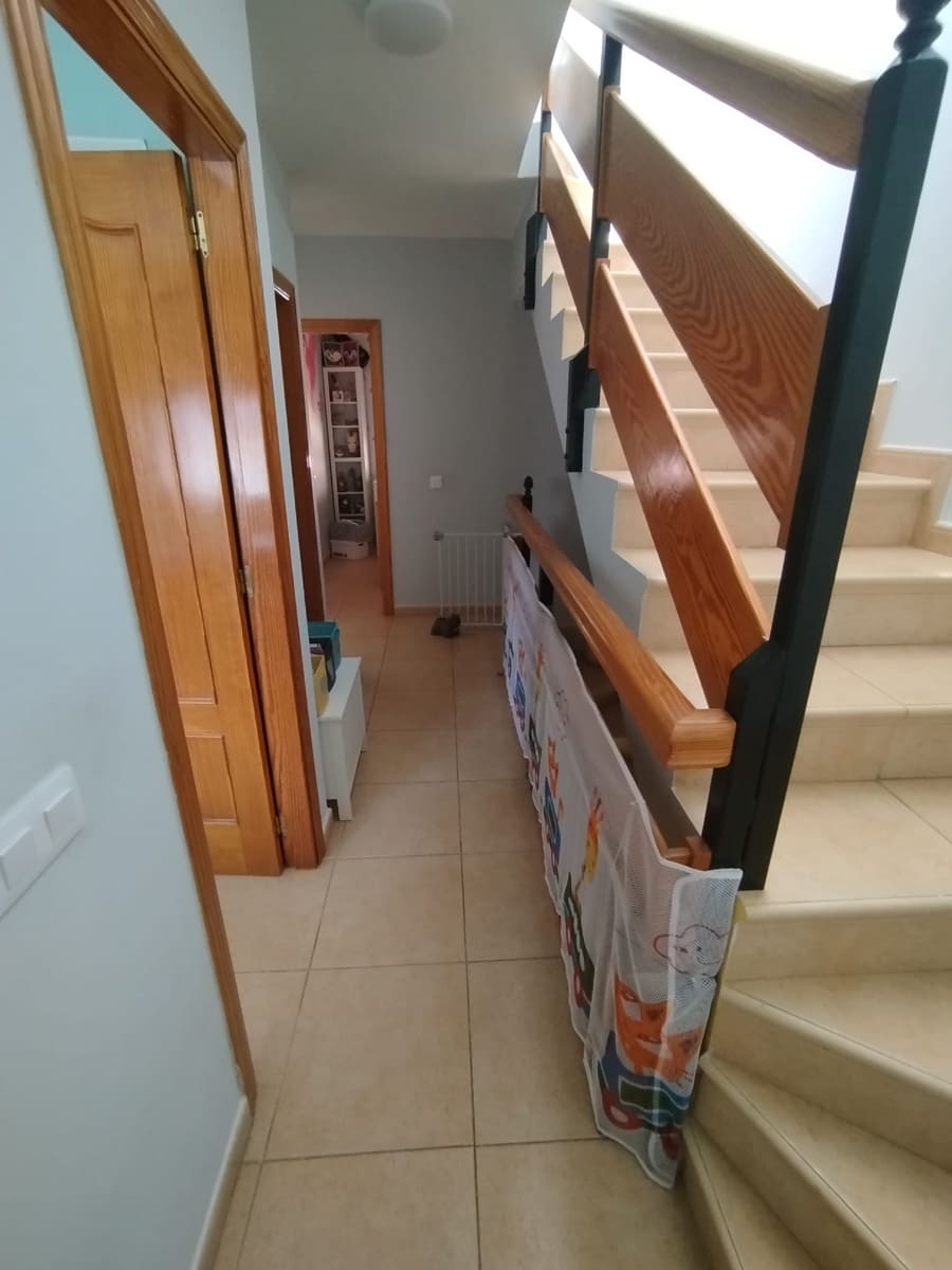 4 soverom Rekkehus til salgs i Puerto del Rosario - € 295 000 (Ref: 9756325)