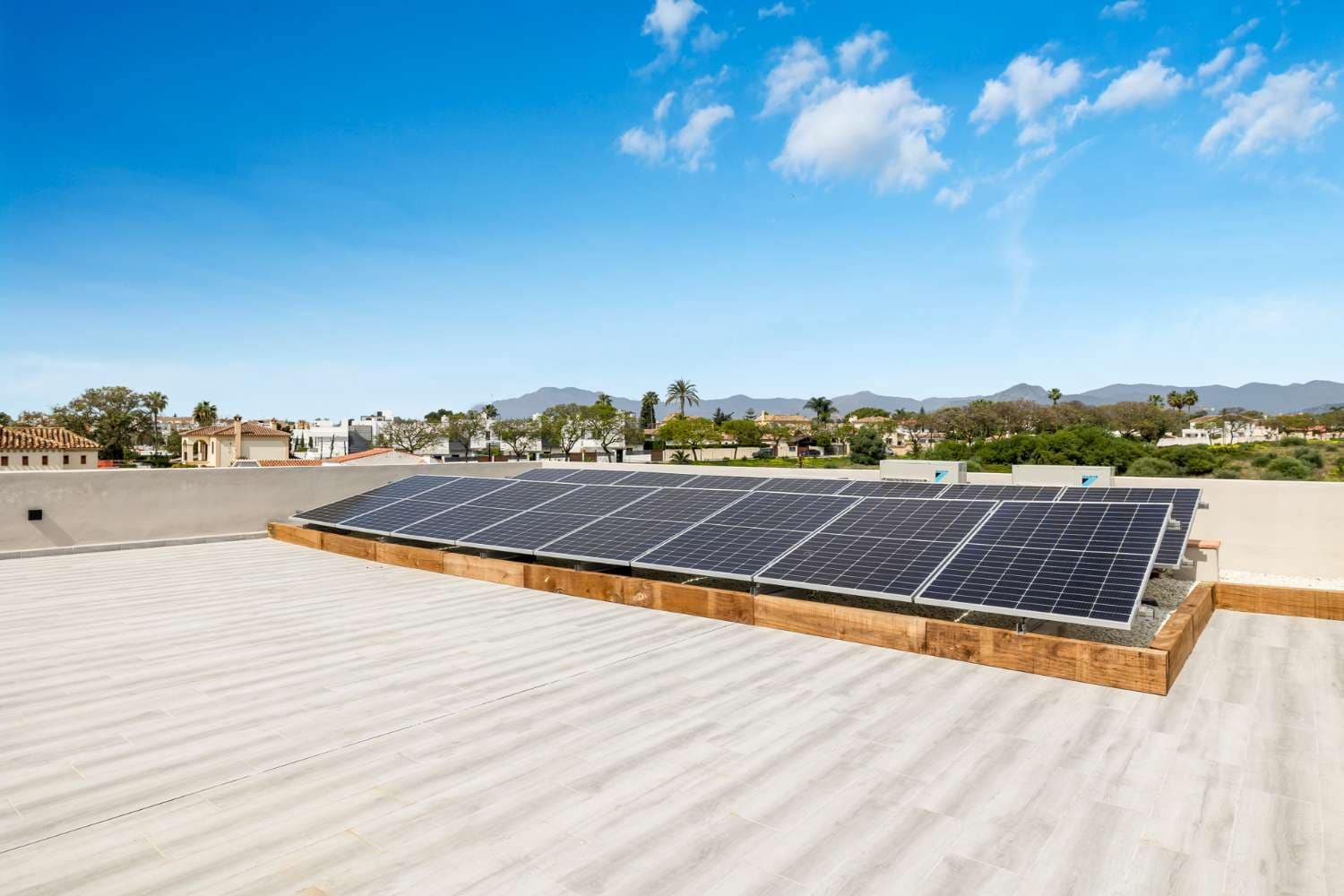 Chalet de 5 habitaciones en Marbella en venta con piscina garaje - 2.950.000 € (Ref: 9591721)