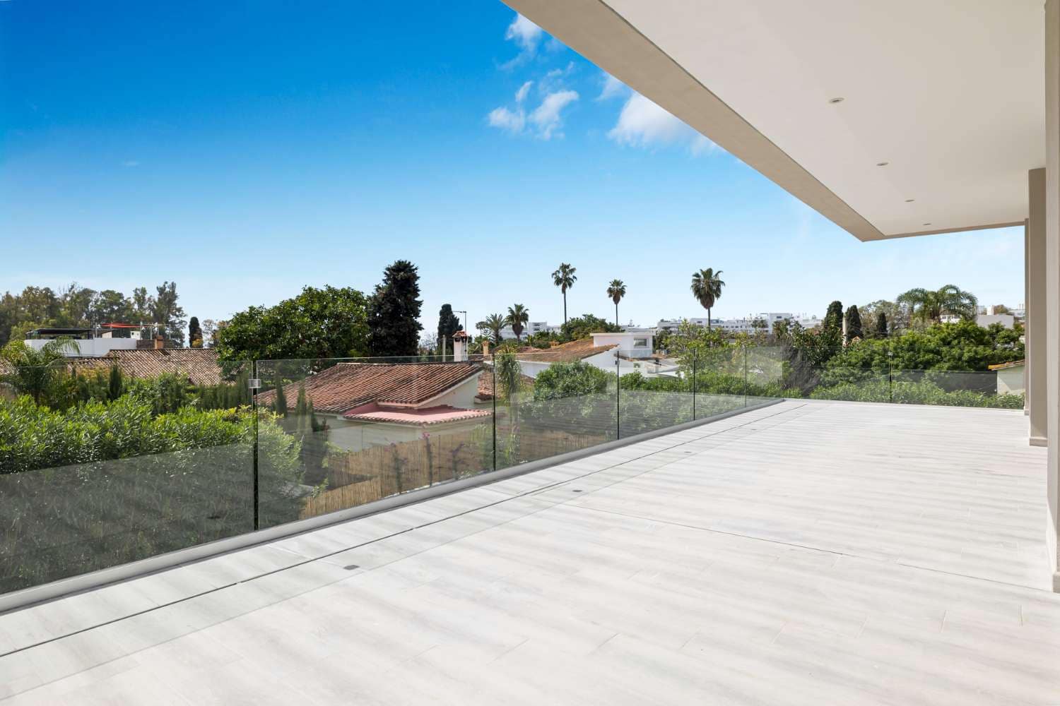 Chalet de 5 habitaciones en Marbella en venta con piscina garaje - 2.950.000 € (Ref: 9591721)