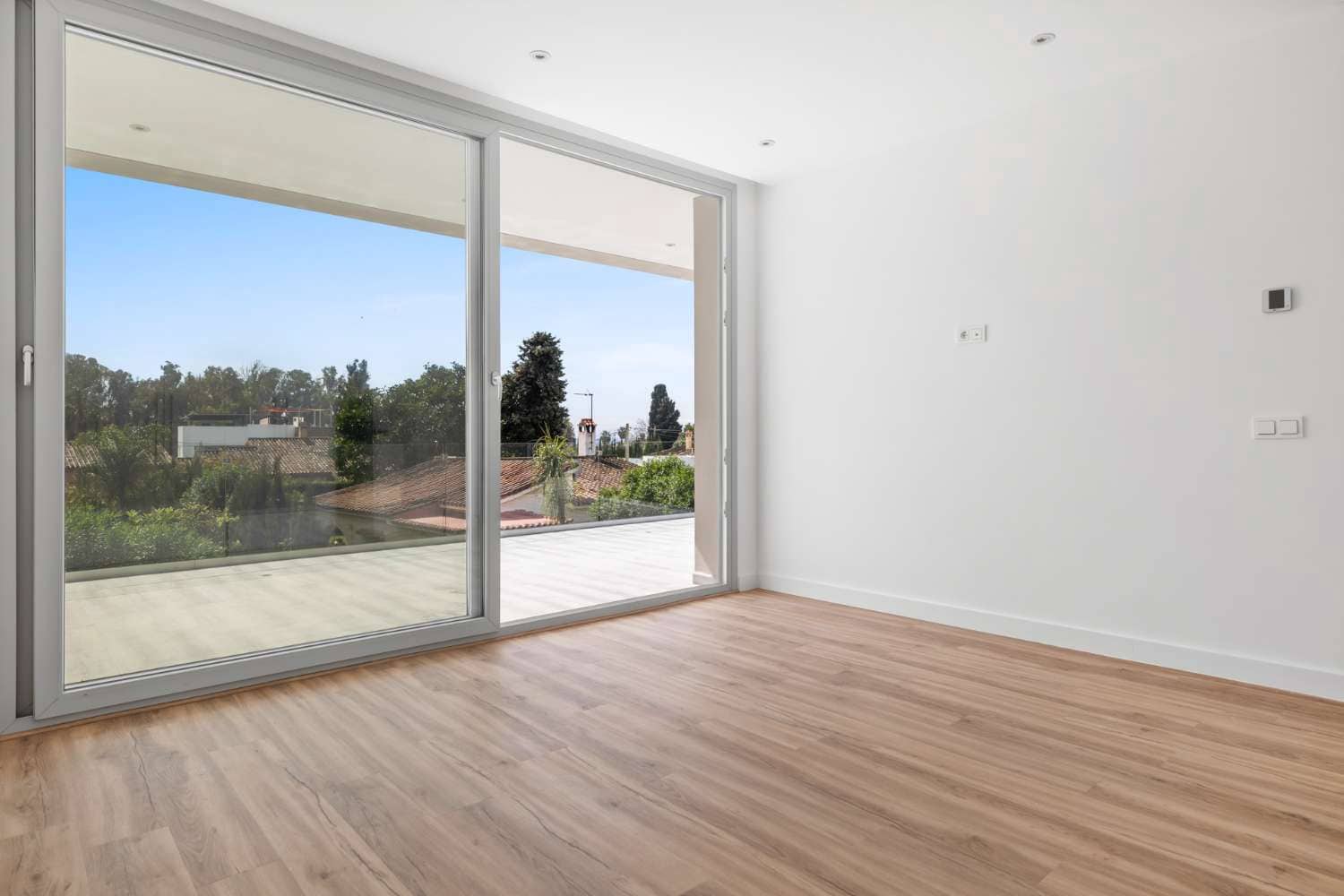 Chalet de 5 habitaciones en Marbella en venta con piscina garaje - 2.950.000 € (Ref: 9591721)