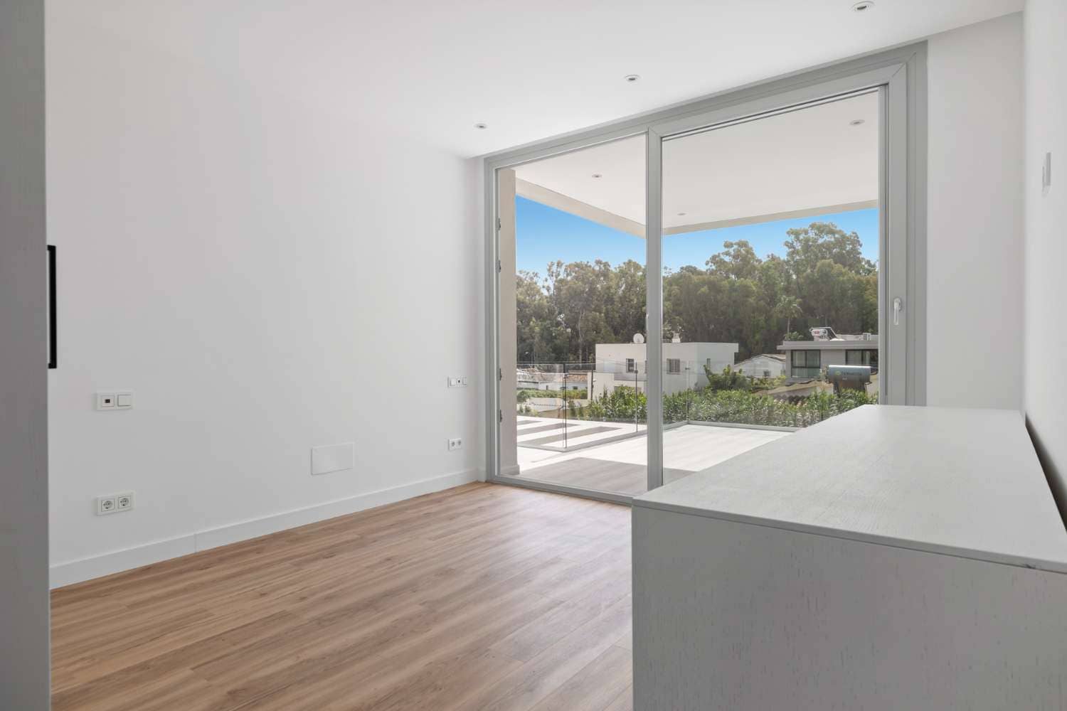 Chalet de 5 habitaciones en Marbella en venta con piscina garaje - 2.950.000 € (Ref: 9591721)