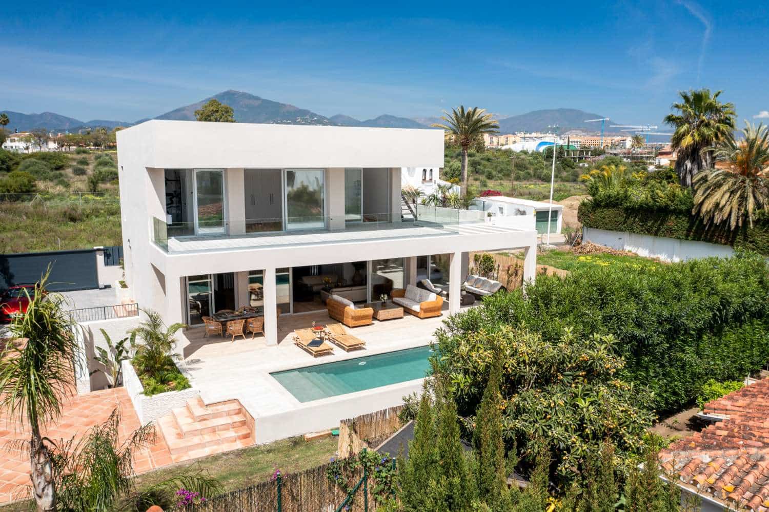 Chalet de 5 habitaciones en Marbella en venta con piscina garaje - 2.950.000 € (Ref: 9591721)