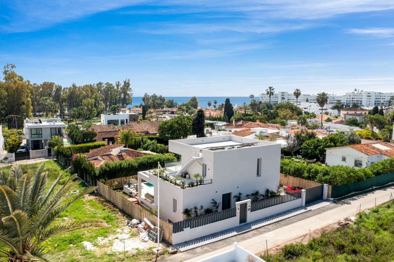 Chalet de 5 habitaciones en Marbella en venta con piscina garaje - 2.950.000 € (Ref: 9591721)