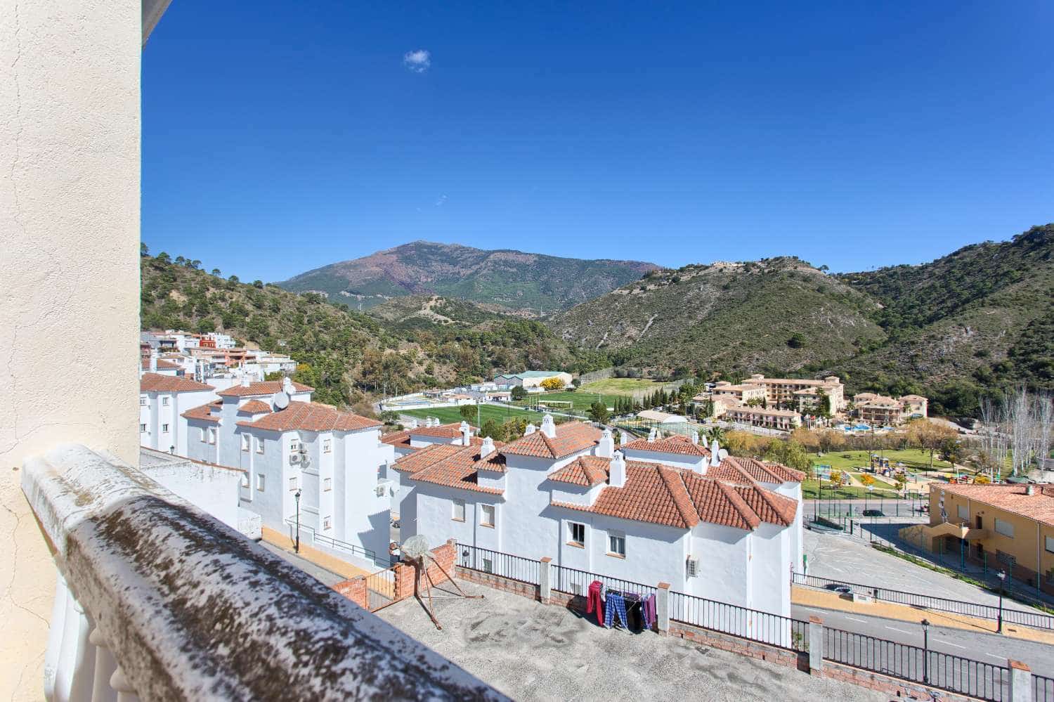 Adosado de 3 habitaciones en Benahavís en venta - 375.000 € (Ref: 9591722)