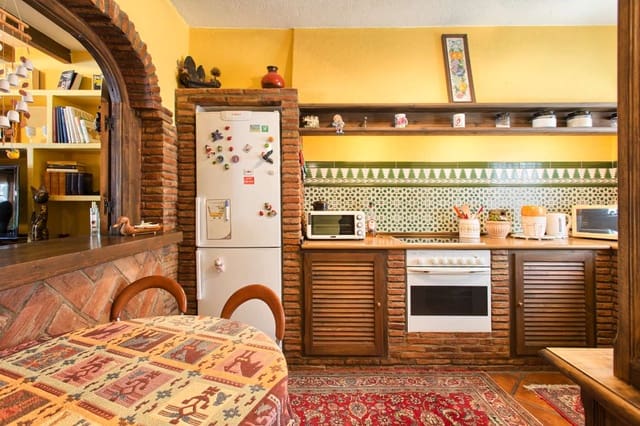 Adosado de 3 habitaciones en Benahavís pueblo, Benahavís en venta - 375.000 € (Ref: 9591722)