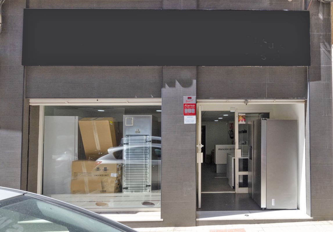 Komercyjne na sprzedaż w Miasto Malaga - 190 000 € (Ref: 9591723)