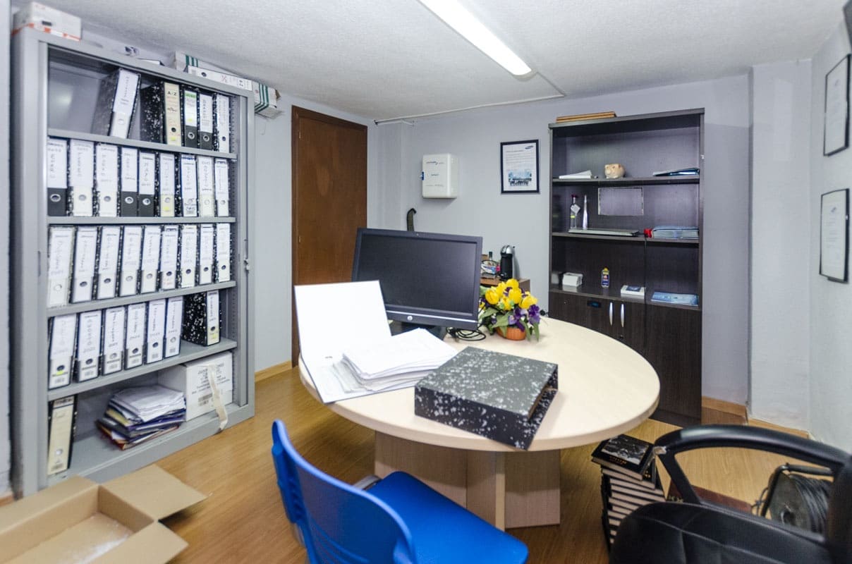 Komercyjne na sprzedaż w Miasto Malaga - 190 000 € (Ref: 9591723)