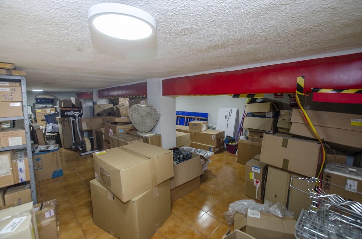 Komercyjne na sprzedaż w Miasto Malaga - 190 000 € (Ref: 9591723)