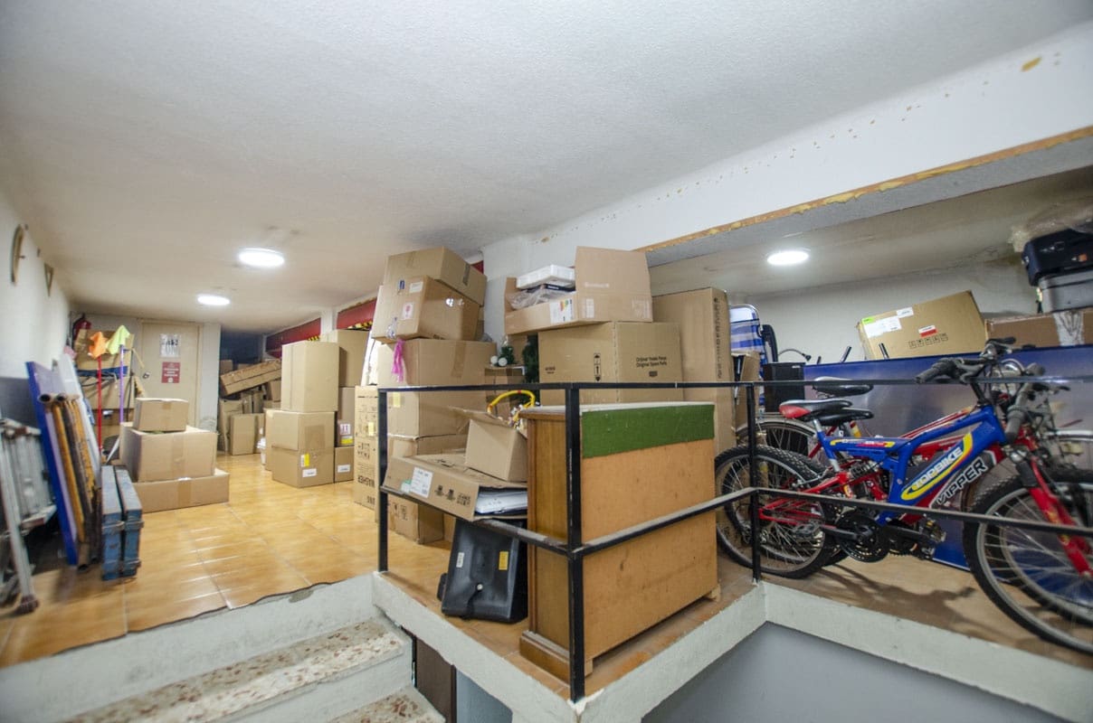 Komercyjne na sprzedaż w Miasto Malaga - 190 000 € (Ref: 9591723)