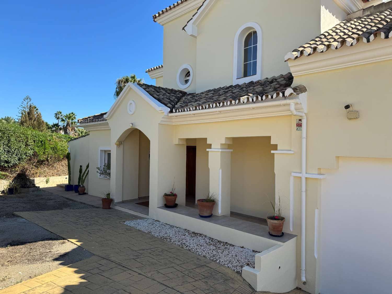5 slaapkamer Villa te koop in Estepona met zwembad - € 1.495.000 (Ref: 9591725)