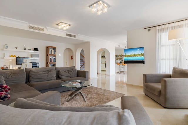 Adosado de 5 habitaciones en Benahavís en venta con piscina - 1.095.000 € (Ref: 9591727)