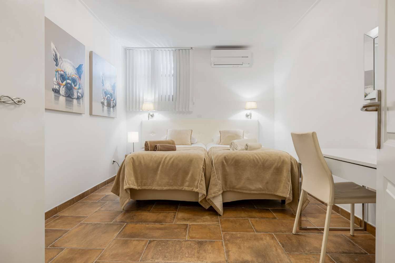 Adosado de 5 habitaciones en Benahavís en venta con piscina - 1.095.000 € (Ref: 9591727)