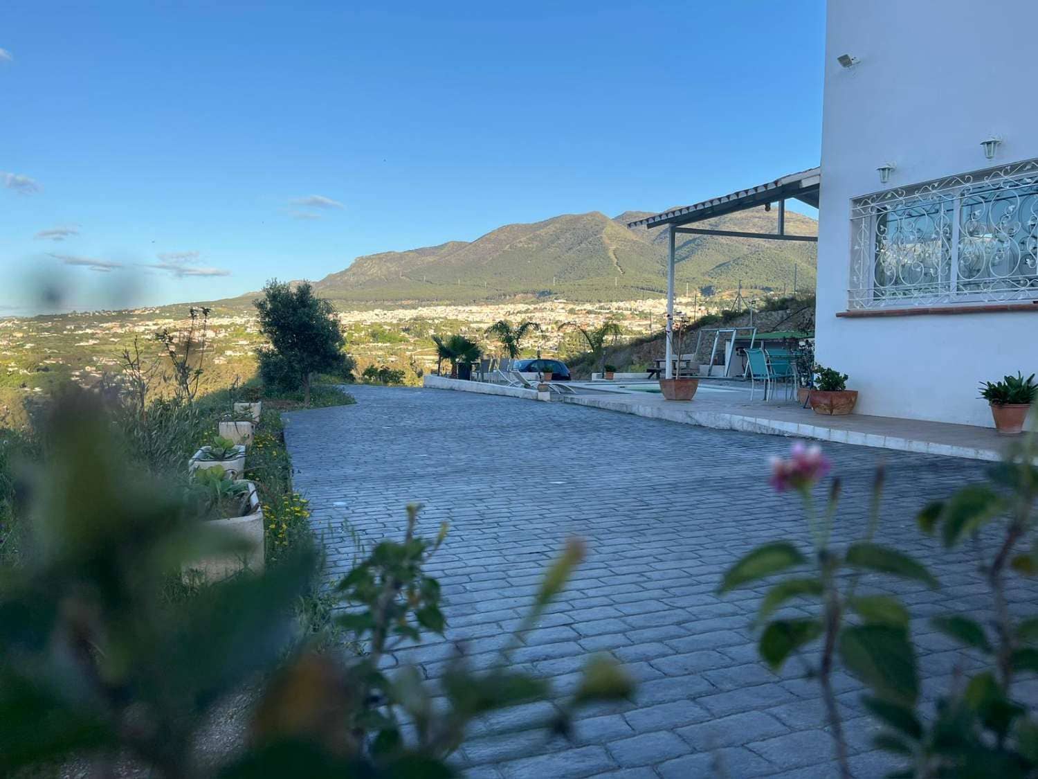 Chalet de 5 habitaciones en Alhaurín el Grande en venta con piscina - 520.000 € (Ref: 9591731)