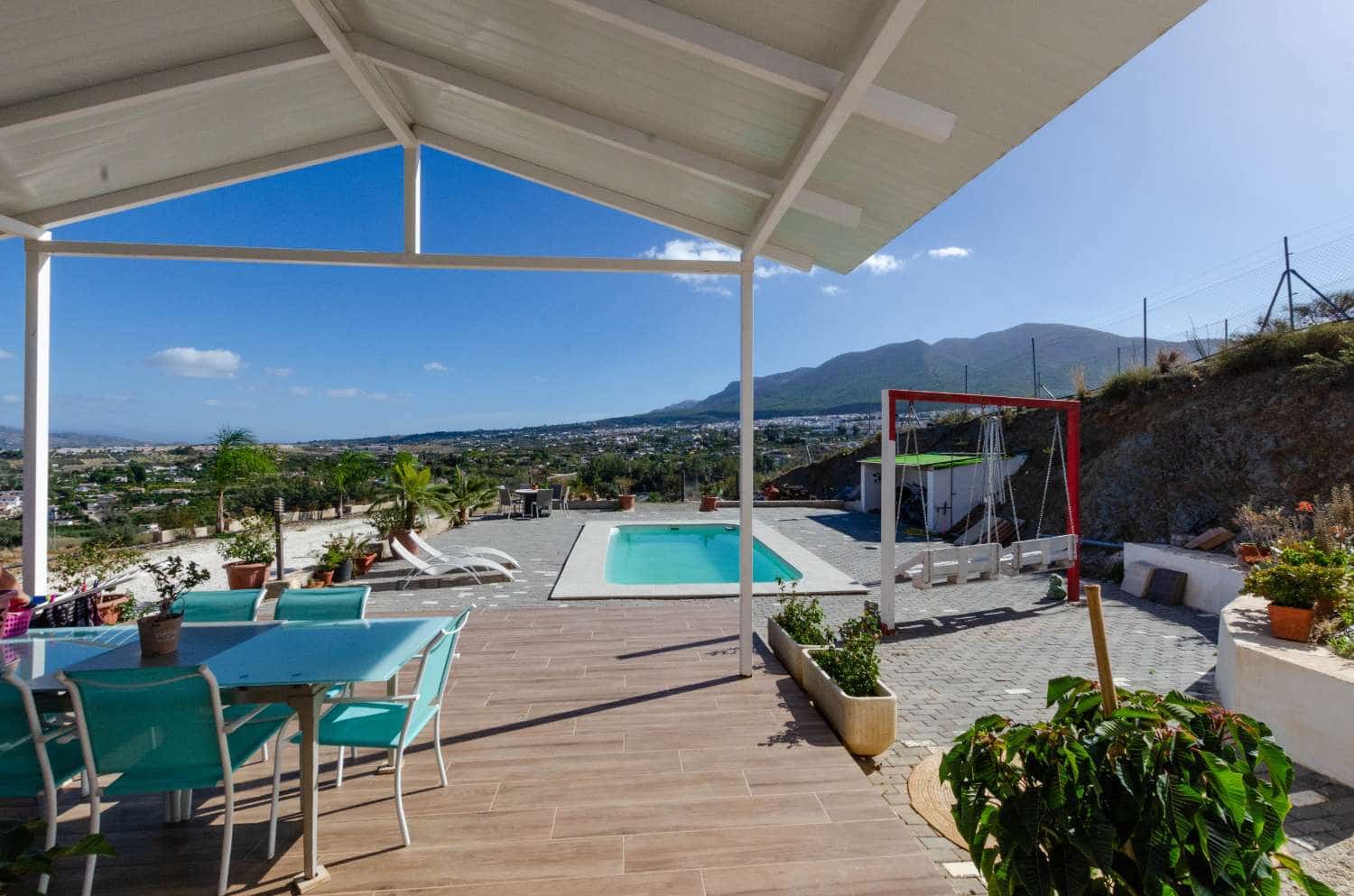 Chalet de 5 habitaciones en Alhaurín el Grande en venta con piscina - 520.000 € (Ref: 9591731)