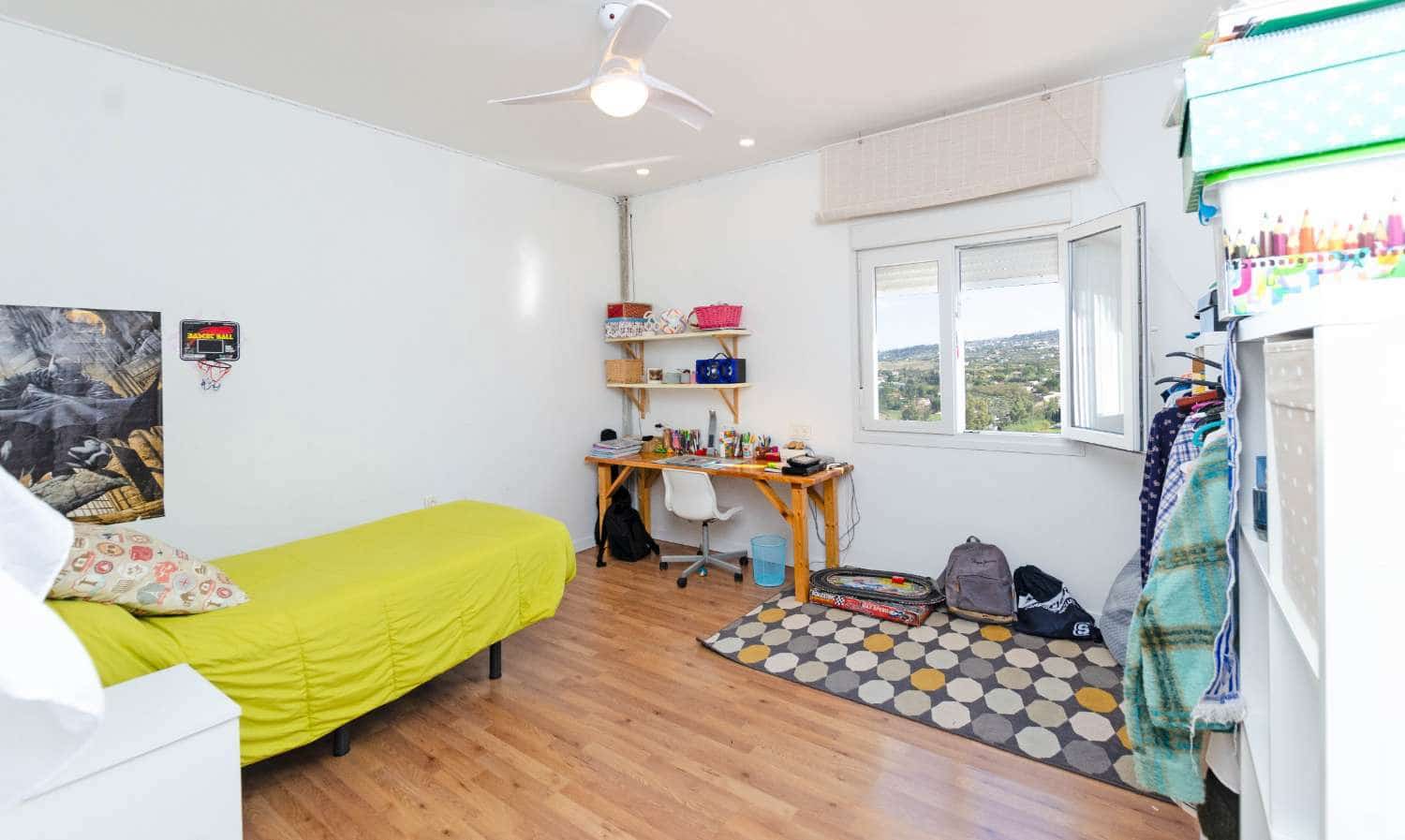 Chalet de 5 habitaciones en Alhaurín el Grande en venta con piscina - 520.000 € (Ref: 9591731)