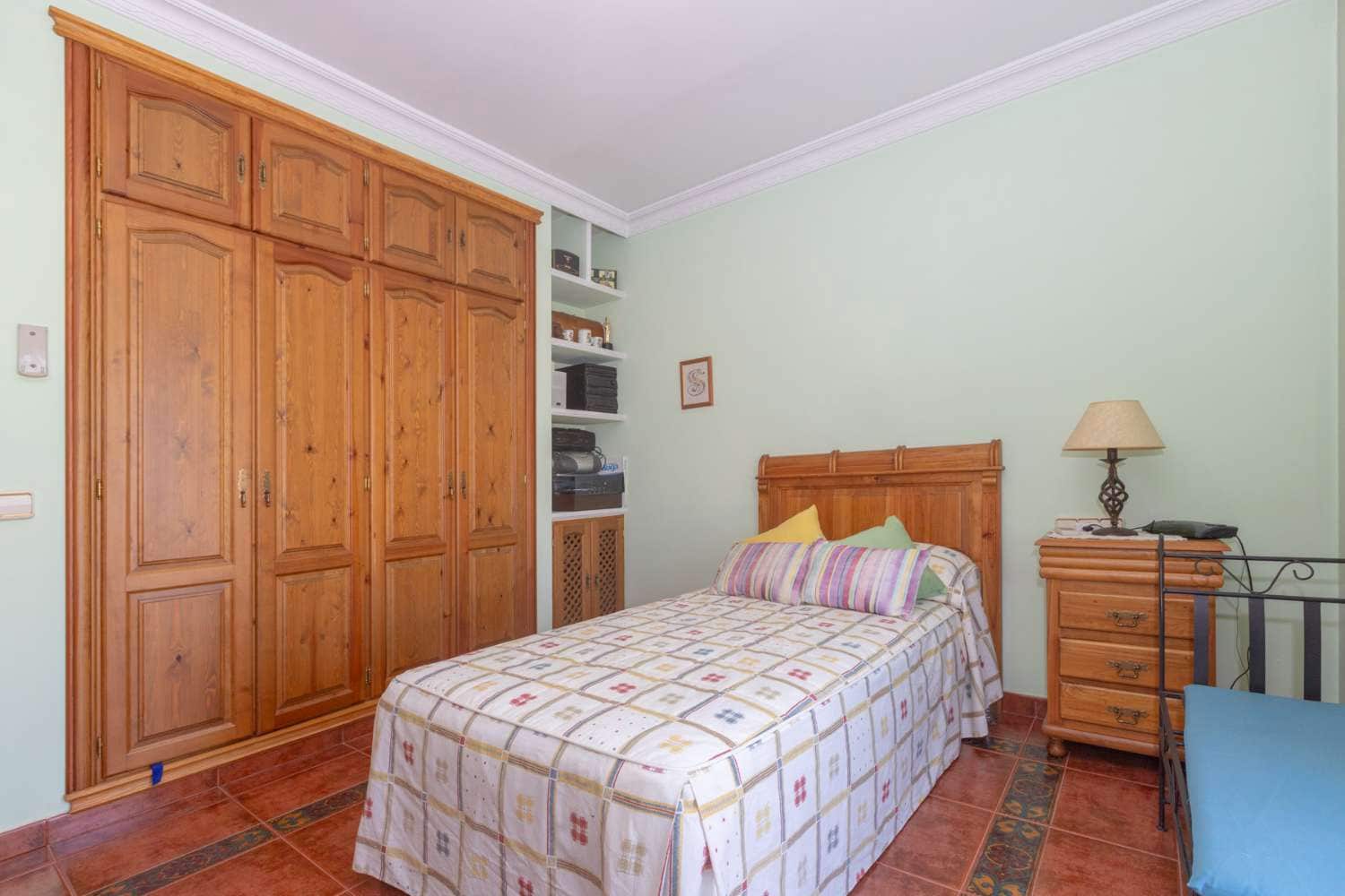 5 soverom Villa til salgs i Alhaurin de la Torre med svømmebasseng garasje - € 950 000 (Ref: 9591733)