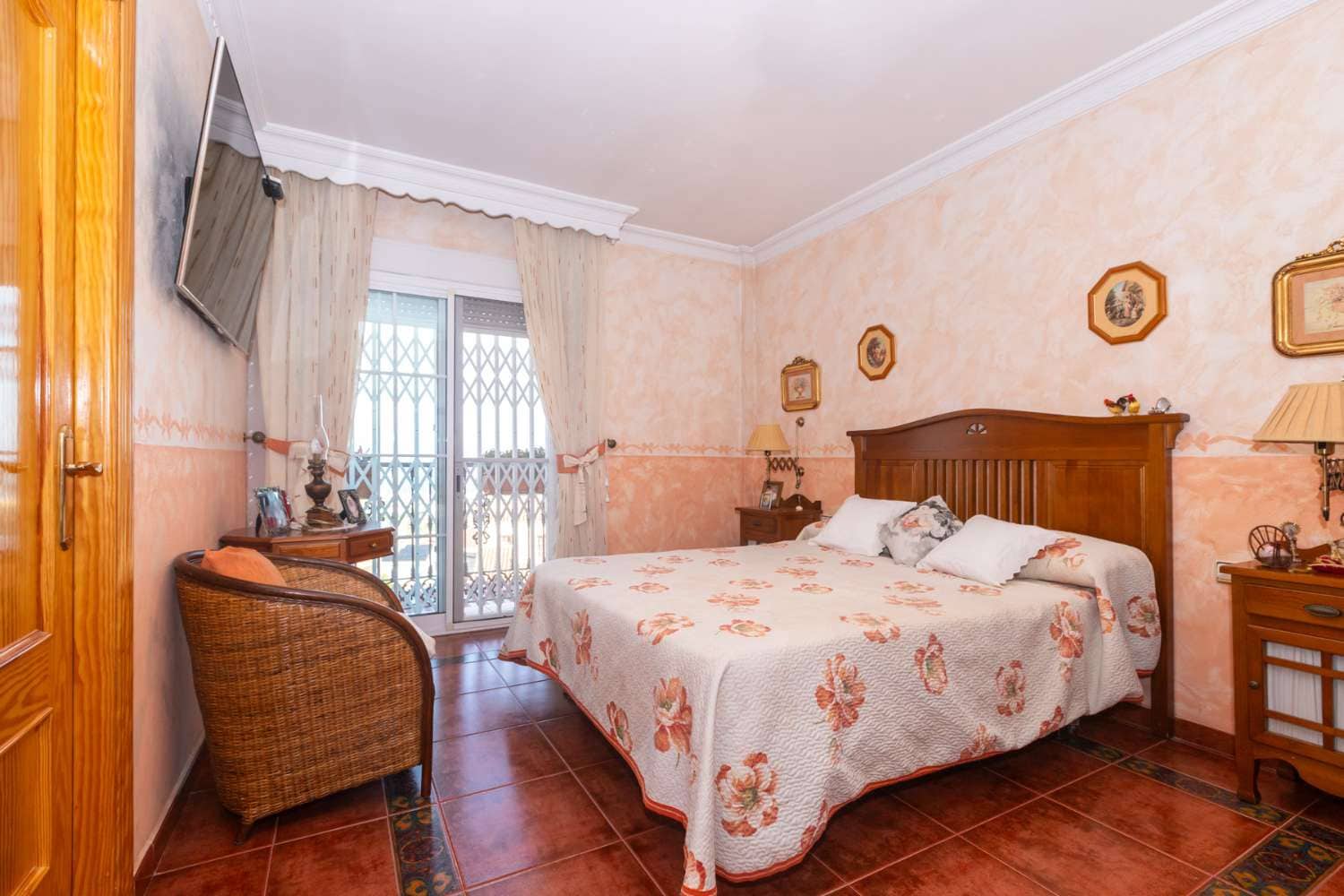 5 soverom Villa til salgs i Alhaurin de la Torre med svømmebasseng garasje - € 950 000 (Ref: 9591733)