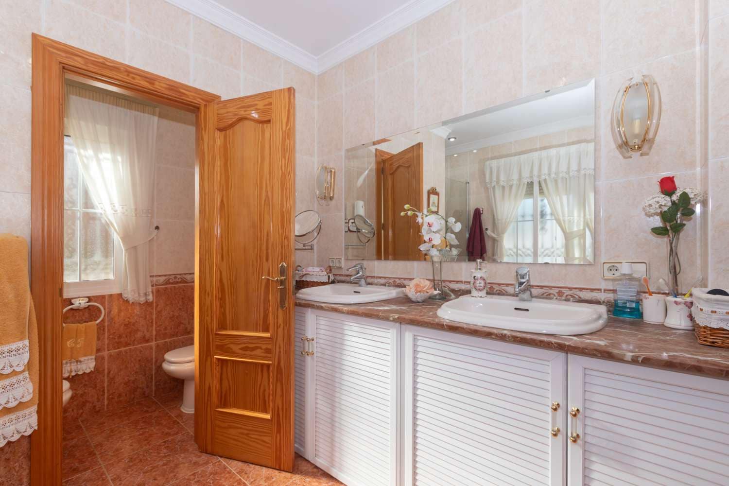 5 soverom Villa til salgs i Alhaurin de la Torre med svømmebasseng garasje - € 950 000 (Ref: 9591733)