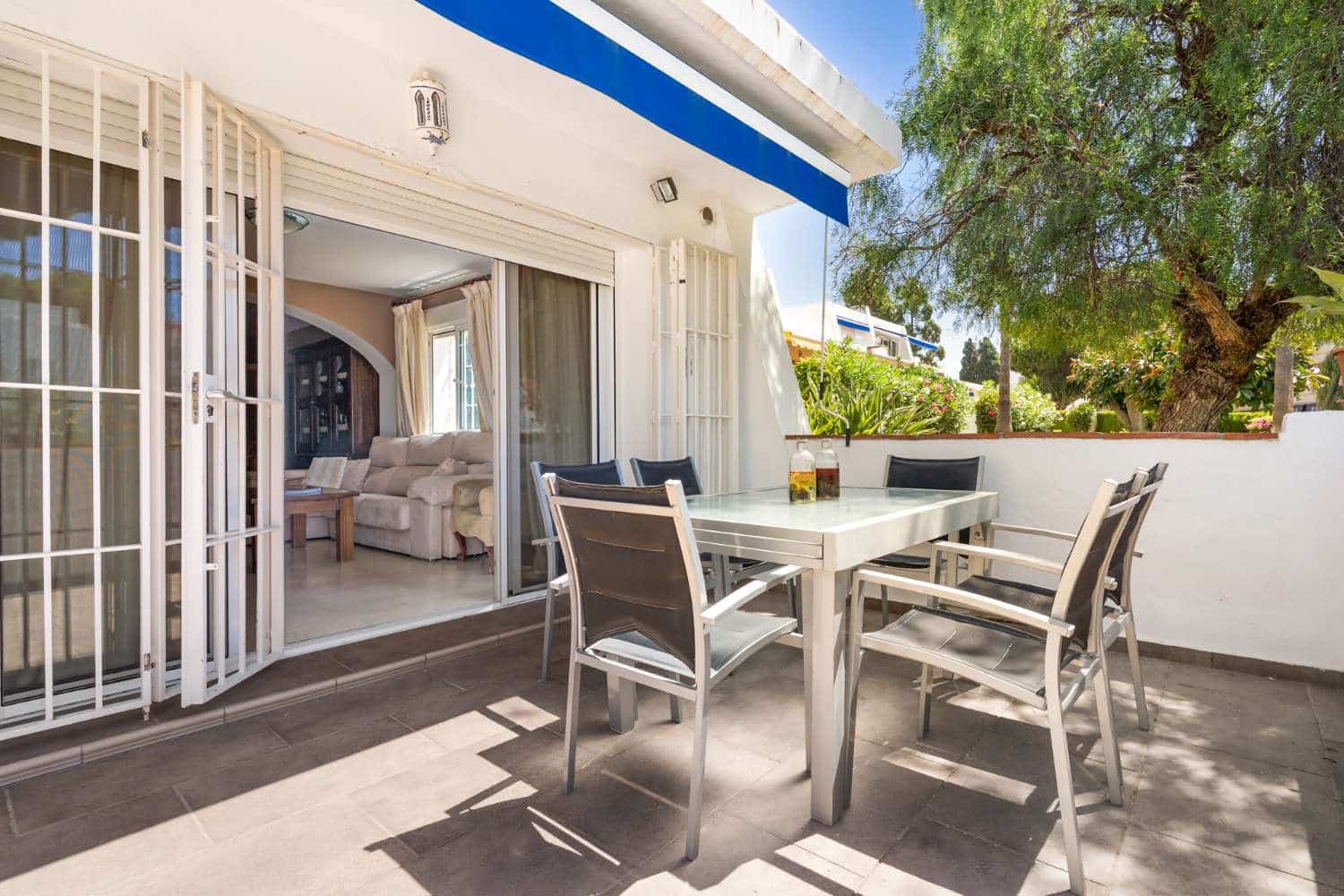 3 chambre Appartement à vendre à Nueva Andalucia avec piscine - 680 000 € (Ref: 9591737)