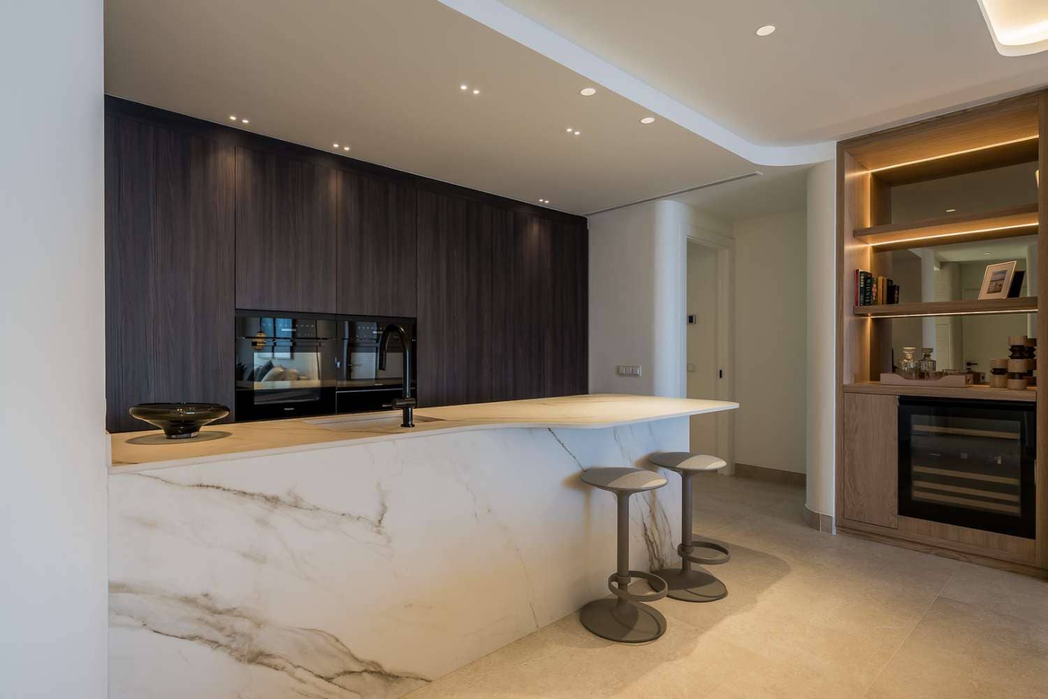 3 quarto Apartamento para venda em El Velerin com piscina garagem - 2 995 000 € (Ref: 9591745)