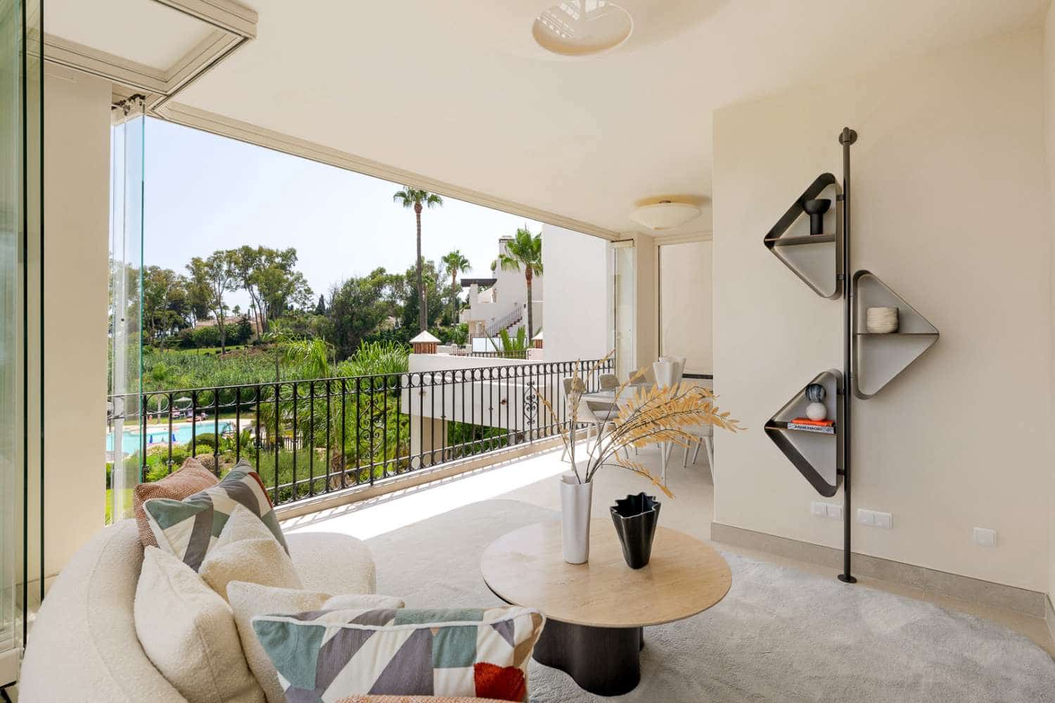 3 sovrum Lägenhet till salu i Estepona med pool garage - 1 995 000 € (Ref: 9591746)