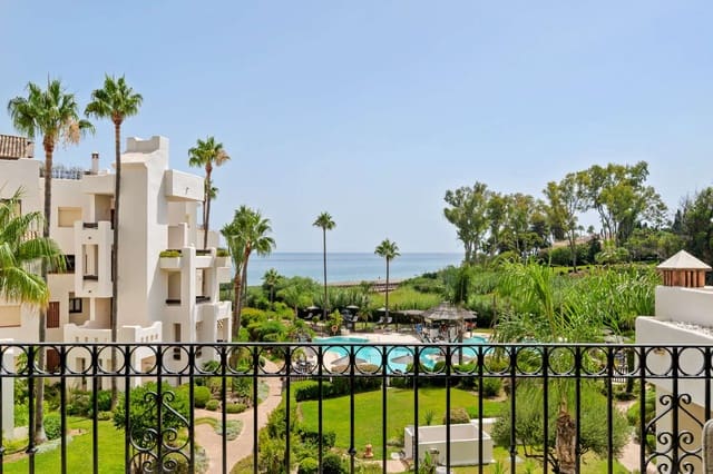 3 sovrum Lägenhet till salu i Estepona med pool garage - 1 995 000 € (Ref: 9591746)