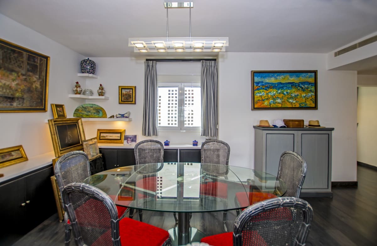 3 slaapkamer Appartement te koop in Marbella met zwembad garage - € 1.197.000 (Ref: 9591747)