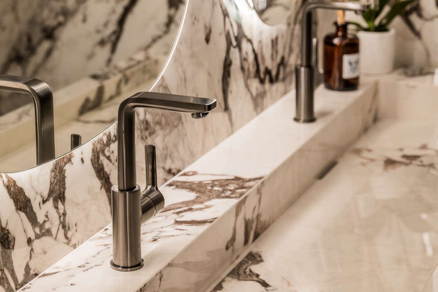 3 slaapkamer Appartement te koop in Los Monteros met zwembad garage - € 2.450.000 (Ref: 9591754)