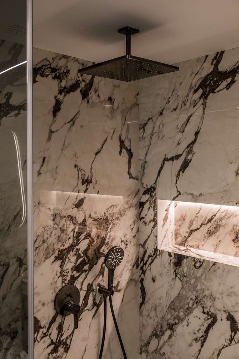 3 slaapkamer Appartement te koop in Los Monteros met zwembad garage - € 2.450.000 (Ref: 9591754)