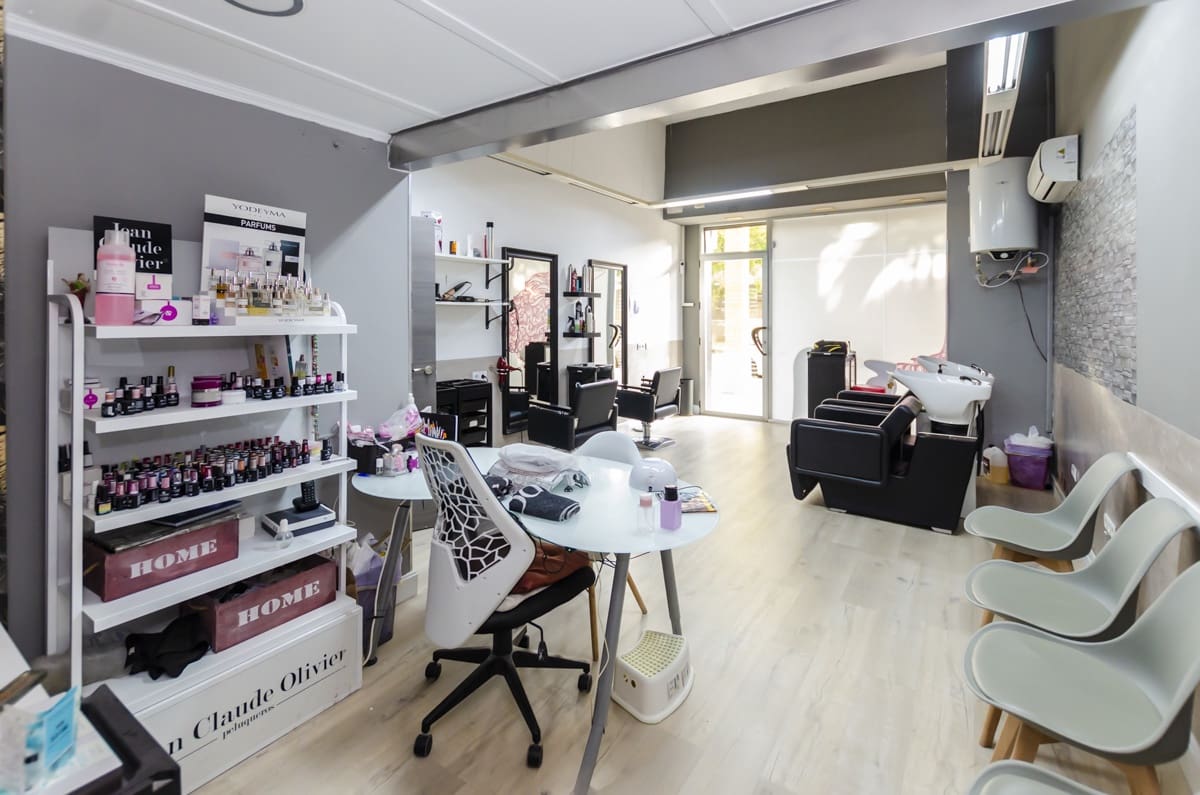 Commerciale in vendita in Malaga citta - 220.500 € (Rif: 9591760)