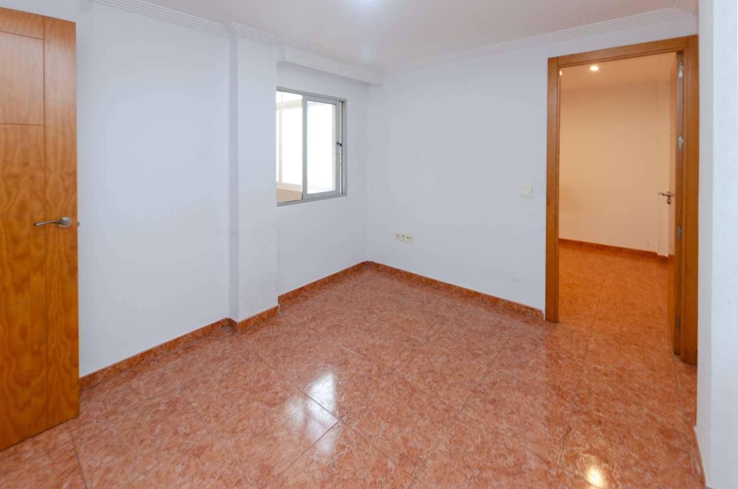 3 Zimmer Wohnung zu verkaufen in Malaga Stadt - 250.000 € (Ref: 9610836)
