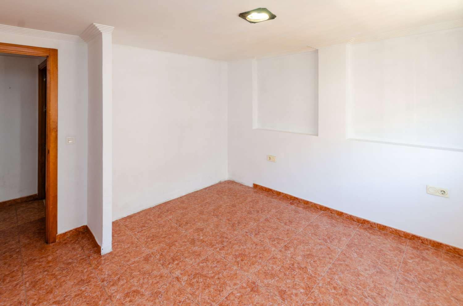 3 Zimmer Wohnung zu verkaufen in Malaga Stadt - 250.000 € (Ref: 9610836)