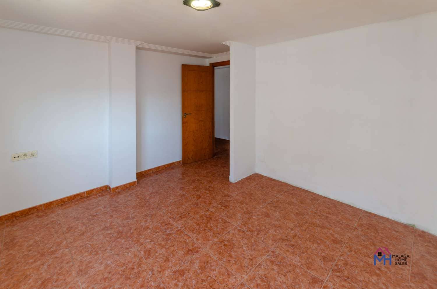 3 bedroom Flat for sale in Malaga city - € 250,000 (Ref: 9610836)