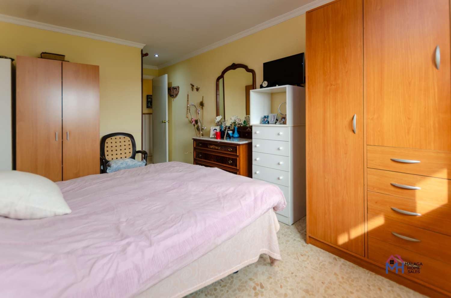 3 Zimmer Apartment zu verkaufen in Torre del Mar mit Pool Garage - 330.000 € (Ref: 9651251)