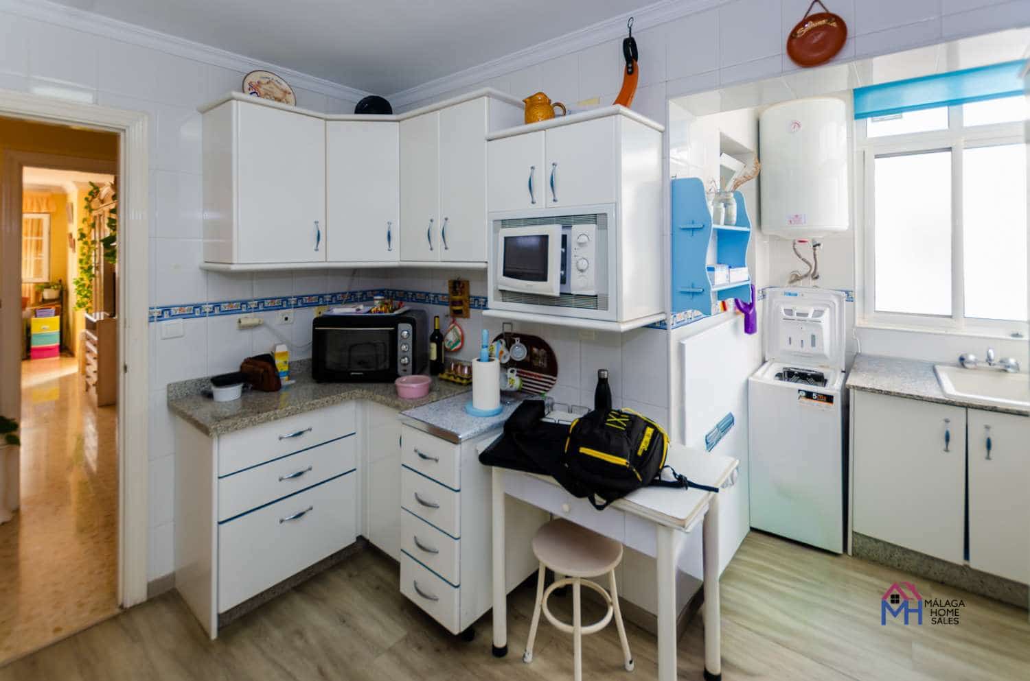 3 Zimmer Apartment zu verkaufen in Torre del Mar mit Pool Garage - 330.000 € (Ref: 9651251)