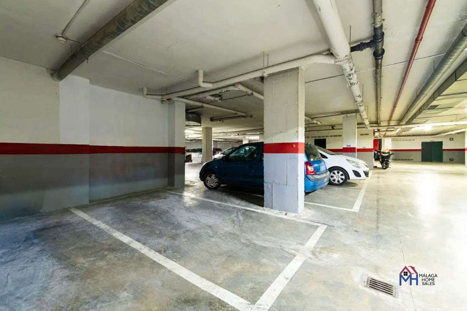 3 Zimmer Apartment zu verkaufen in Torre del Mar mit Pool Garage - 330.000 € (Ref: 9651251)