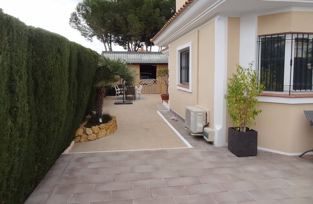 4 soveværelse Villa til salg i Muchamiel / Mutxamel med swimmingpool garage - € 619.000 (Ref: 9584563)