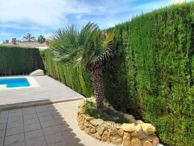 4 soveværelse Villa til salg i Muchamiel / Mutxamel med swimmingpool garage - € 619.000 (Ref: 9584563)