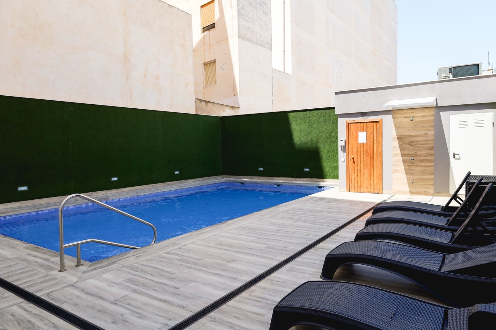 1 sovrum Lägenhet till salu i Torrevieja med pool garage - 185 000 € (Ref: 9609908)