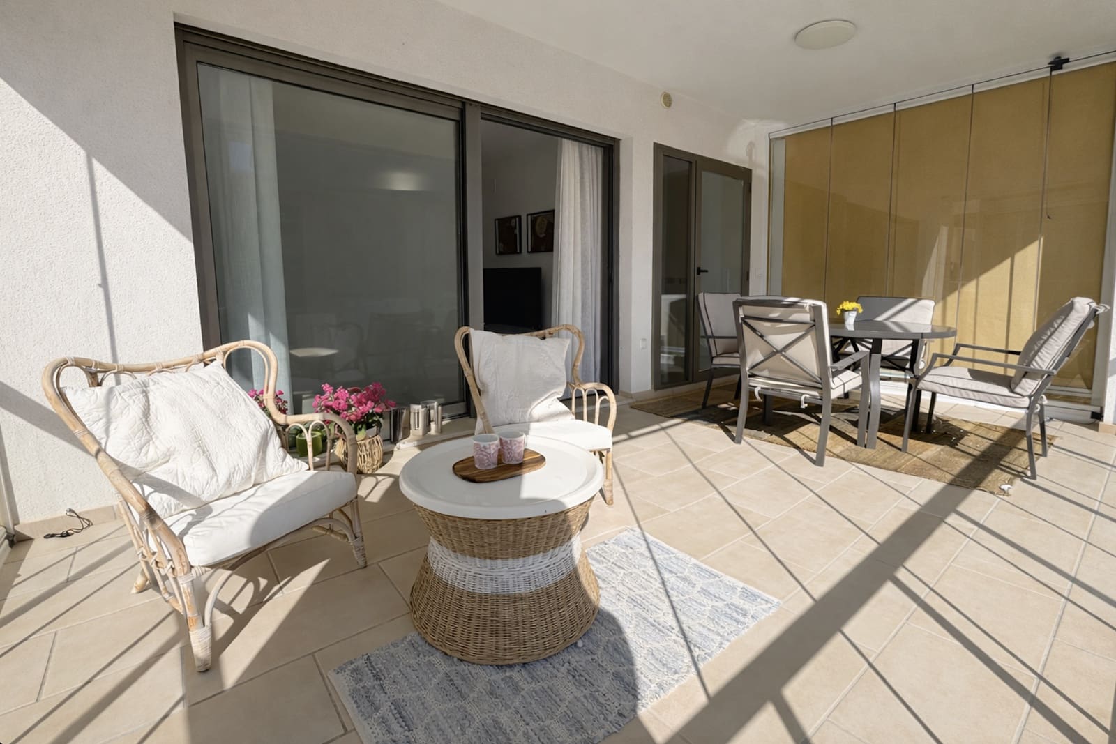 2 soveværelse Lejlighed til salg i Orihuela Costa med swimmingpool garage - € 245.000 (Ref: 9702454)