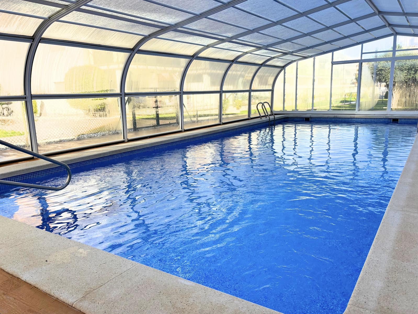 2 soveværelse Lejlighed til salg i Orihuela Costa med swimmingpool garage - € 245.000 (Ref: 9702454)