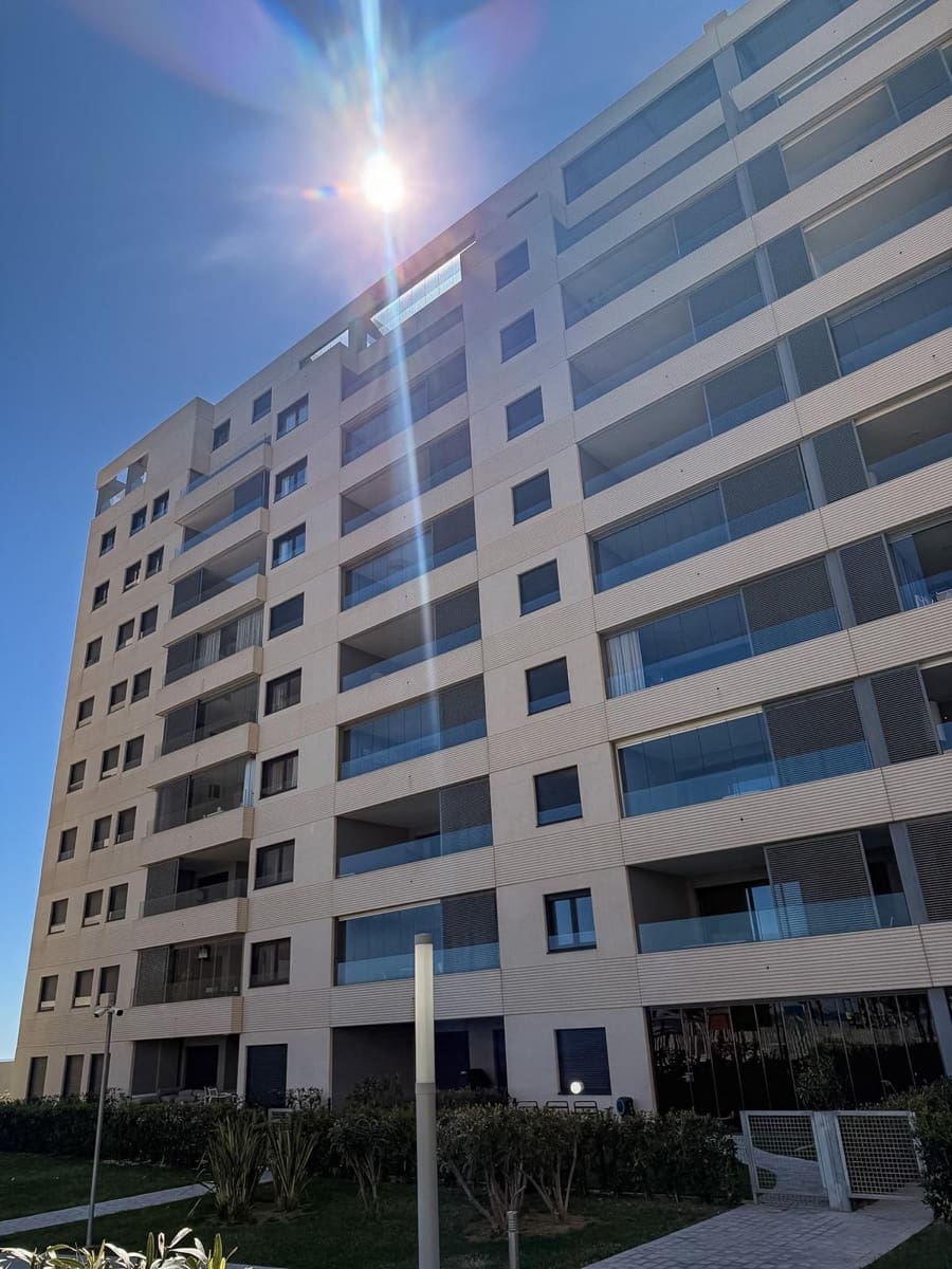 2 Zimmer Apartment zu verkaufen in Punta Prima mit Pool Garage - 489.000 € (Ref: 9715598)