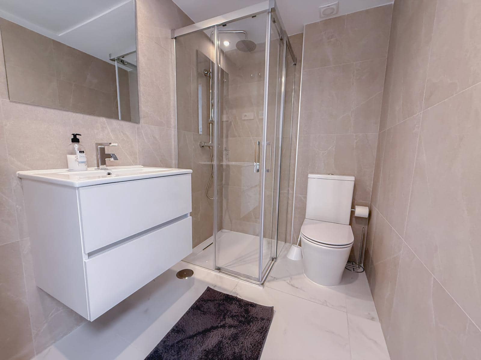 2 Zimmer Apartment zu verkaufen in Punta Prima mit Pool Garage - 489.000 € (Ref: 9715598)