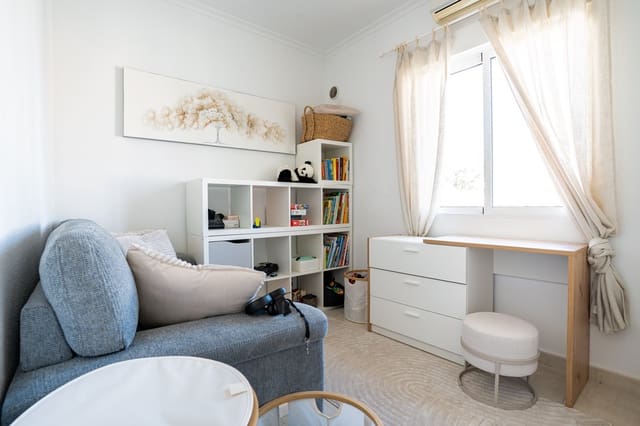 5 sypialnia Willa na sprzedaż w Villamartín - Las Filipinas, Orihuela z basenem garażem - 429 000 € (Ref: 9807077)