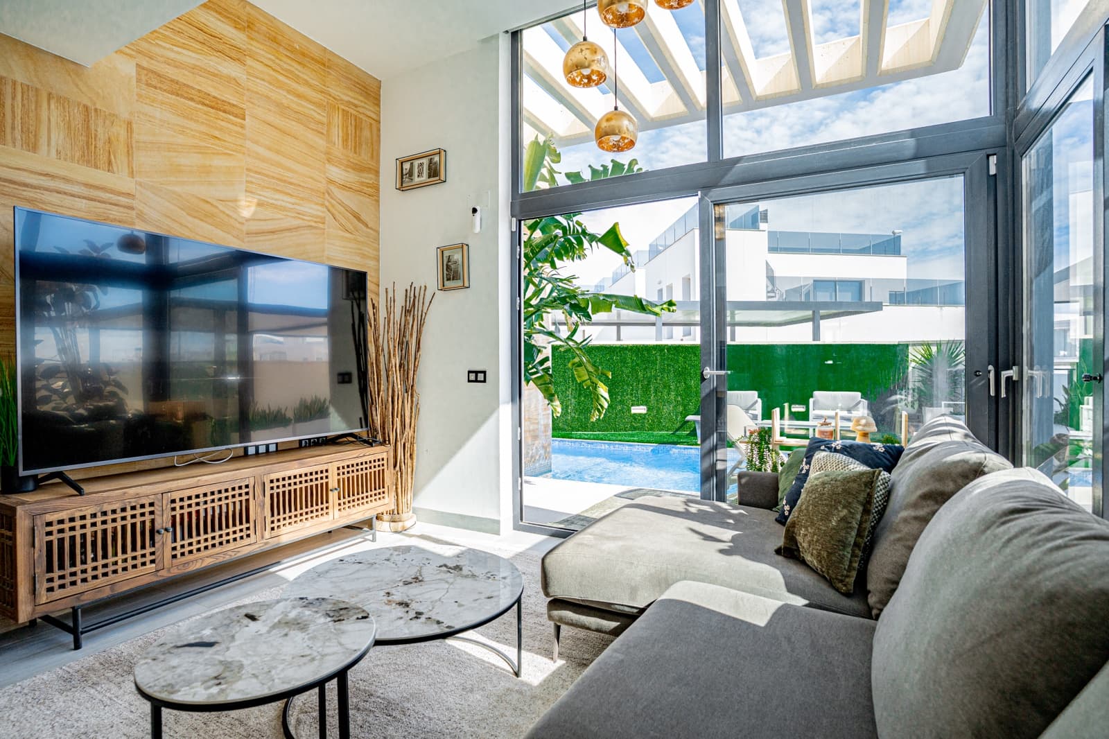 Chalet de 3 habitaciones en Orihuela Costa en venta con piscina garaje - 550.000 € (Ref: 9807078)