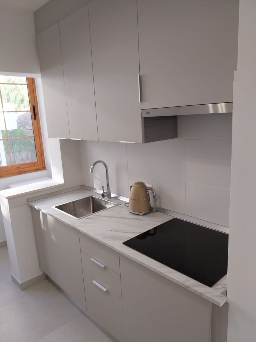 2 bedroom Penthouse for sale in Costa Adeje with pool - € 355,000 (Ref: 9586828)